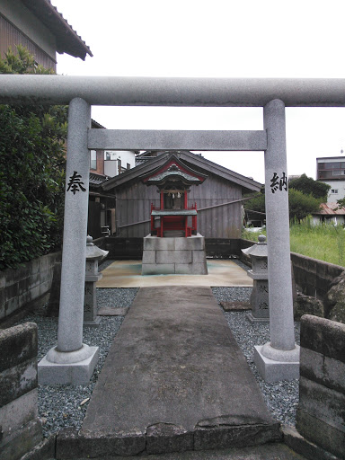 淀江神社