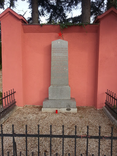 Gedenkstein Am Friedhof