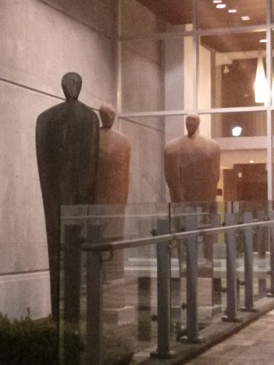 3 Faceless Persons