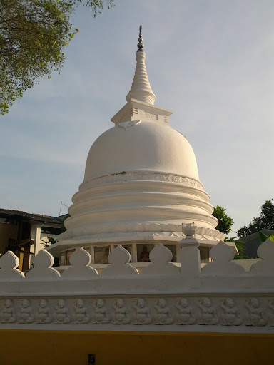 Sastrananda Piriwena Temple