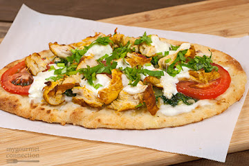 Indian-Spiced Chicken Flatbread