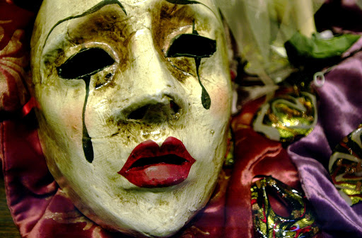 JFvenicemask - Carnaval masks are individual works of art that make memorable souvenirs.