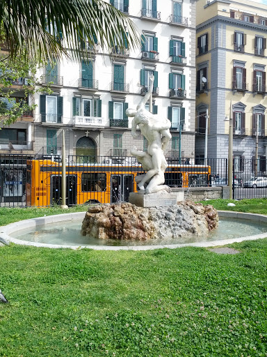 Villa Comunale - Fontana Ratto Delle Sabine 