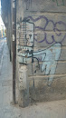 Graffiti Ladrillo Con Alas