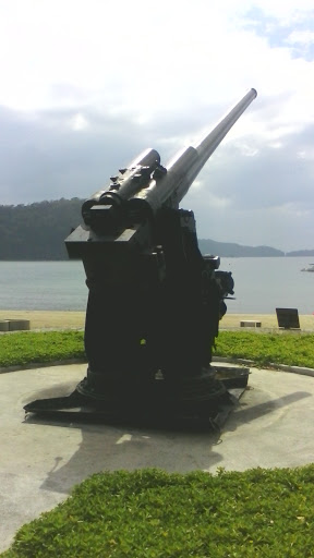 Pico De Loro AA/ Coastal Defense Gun