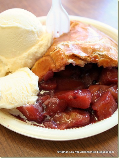 Apple-ollalieberry pie from Gizdich Ranch