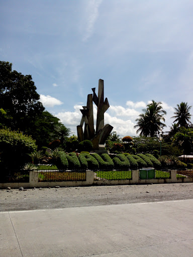 Naujan Peoples Monument