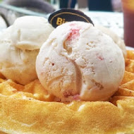 Bigtom 美國冰淇淋咖啡館(台北翠湖店)