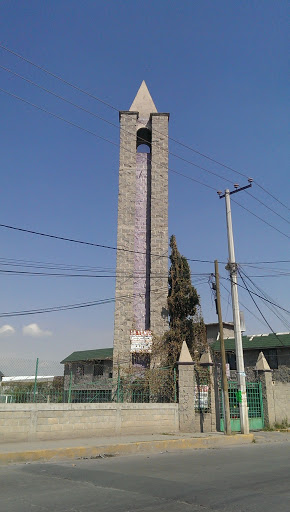 Obelisco Morado