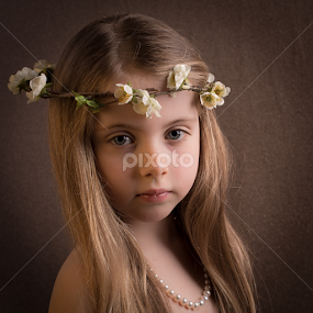 Flowers in her hair by Milou Krietemeijer-Dirks - Babies & Children Child Portraits