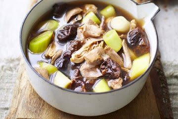 Cock-a-leekie soup