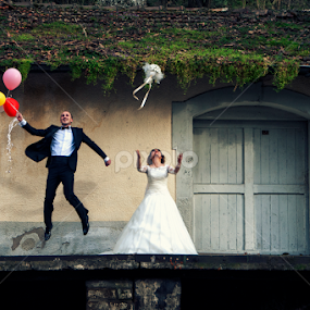 Yuppi by Ahmet AYDIN - Wedding Bride & Groom