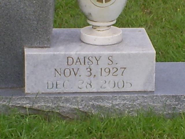 [S50310223.jpg]