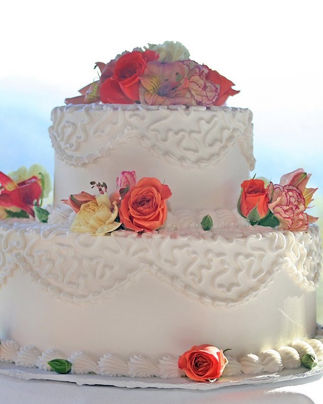 2_tier_multi_flowers_bg.jpg