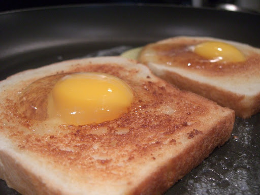 Egg-in-Toast