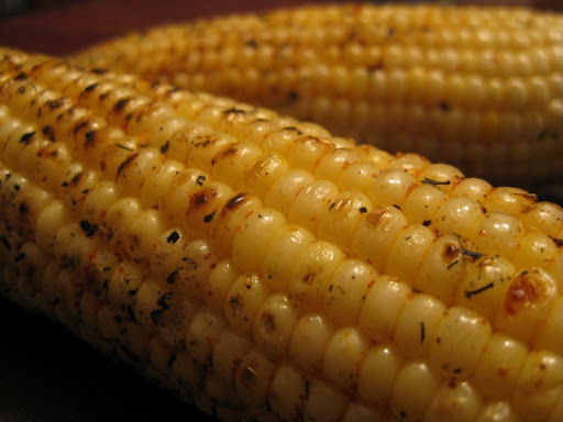 Chile-Rubbed Grilled Corn