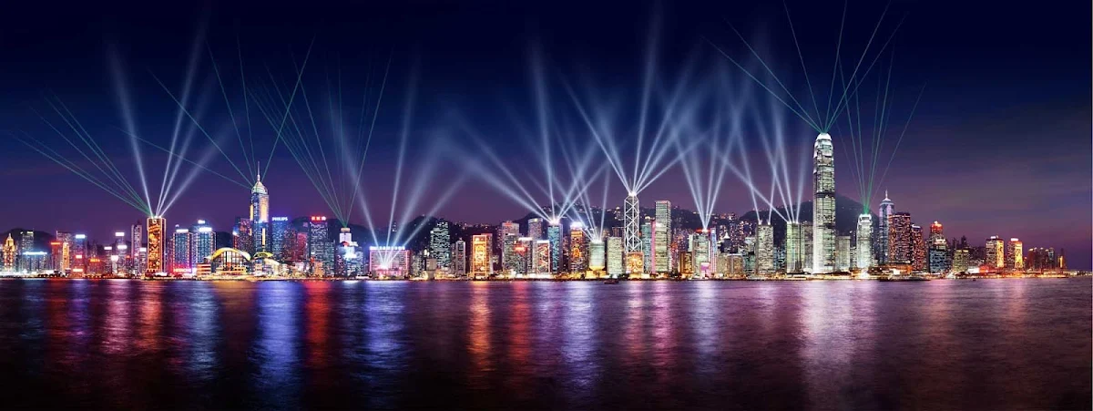 Hong-Kong-Symphony-of-Lights2 - The Symphony of Lights laser show in Hong Kong.
