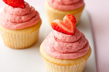 Strawberry Shortcake Cupcakes