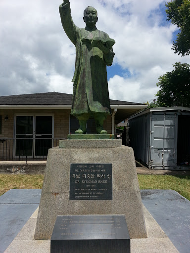 Dr. Syngman Rhee Statue