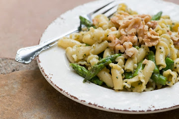Blue Cheese Pesto Pasta