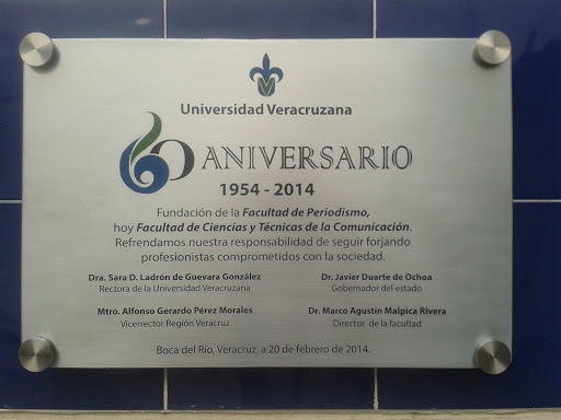 Placa 60 Aniversario Facultad De Comunicaciónes