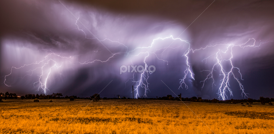 Incoming storm by Craig Eccles - Landscapes Weather