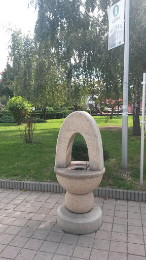 Public Drinkin Fountain 2 Senec