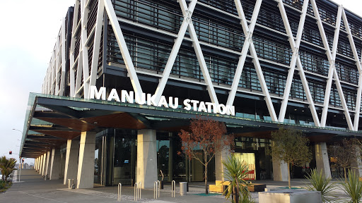 Manukau Train Station