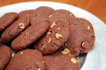 Chocolate Almond Cookies
