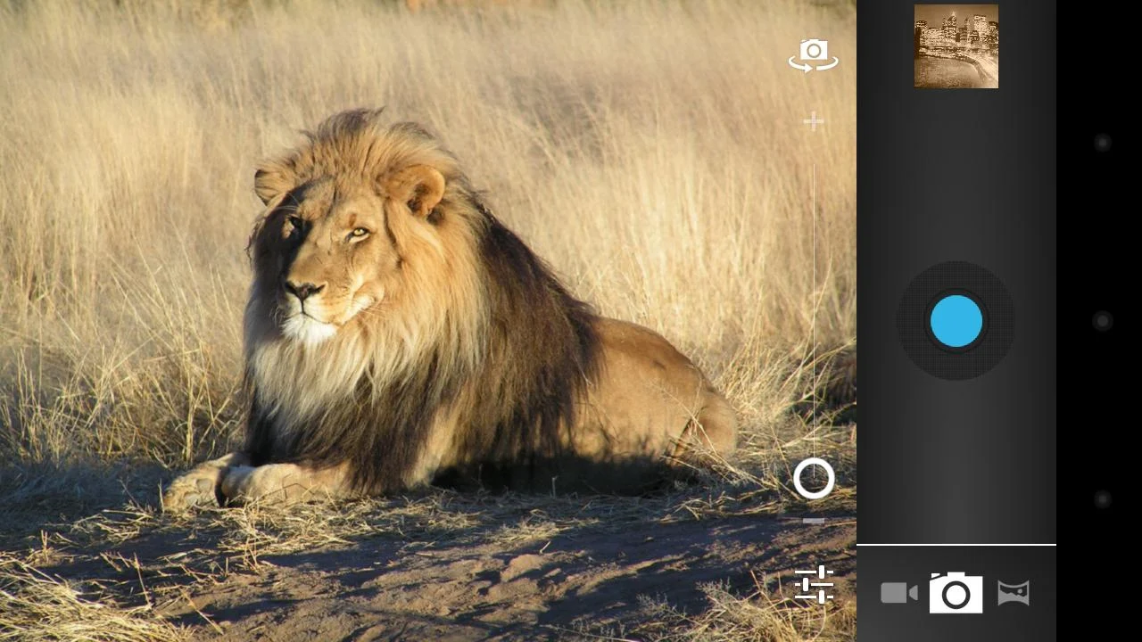Camera ICS+ - screenshot