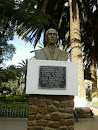 Busto Esteban Arze