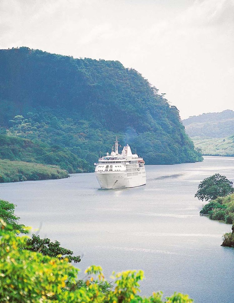 Silver Cloud traverses the Panama Canal.