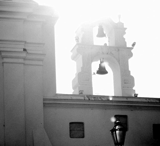 [Campanario Iglesia del Pilar 4[5].jpg]