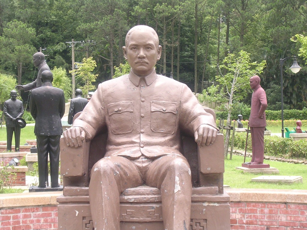 [sun yat sen[6].jpg]