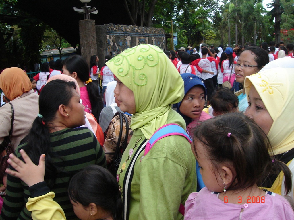 [JayaAncol1425.jpg]
