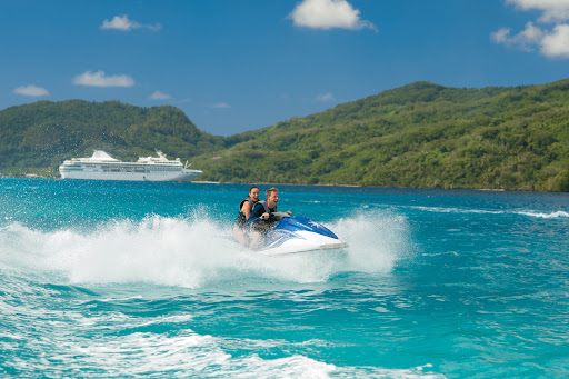 Huahine_jetski - Let loose by taking in Huahine by jetski, tropical wind in your face, during a Paul Gauguin cruise.