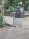 J.P. Kralingen Statues in Wilhelmina Park