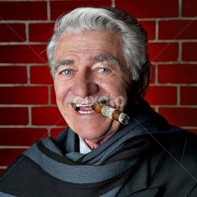 Seymour Cassel by Barry Shurchin - People Portraits of Men