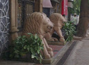 Twin Lions Statue 