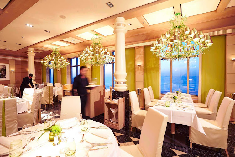 Well lit and elegant, Serenissima on Europa 2 specializes in Italian cuisine.