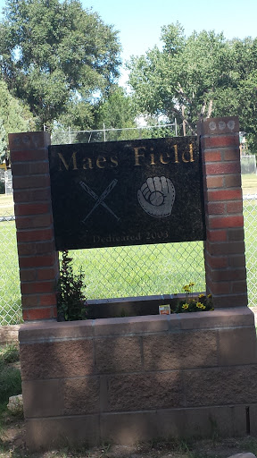 Maes Field