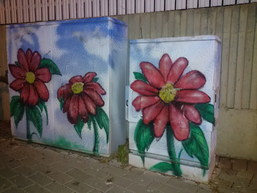Three Flowers FuseBox
