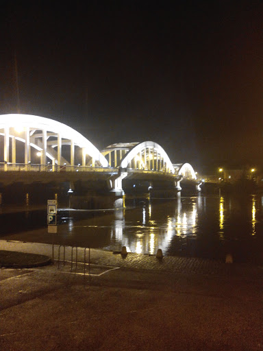 Pont de Neuville 