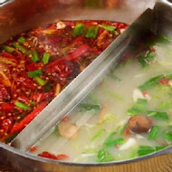 小蒙牛頂級麻辣養生鍋