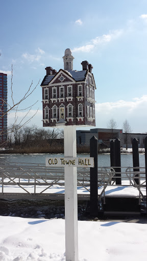 Riverfront Old Towne Hall Birdhouse