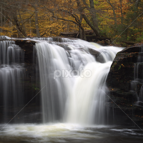 Upper Twin Falls by Isaac Golding - Landscapes Waterscapes