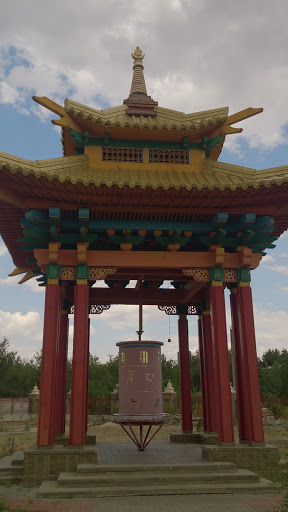 Пагода с молитвенным барабаном СВ