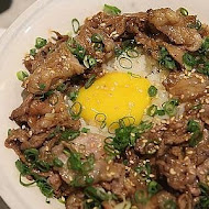 毛丼 丼飯專門店