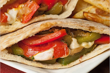 Pepper and Mushroom Pita Melt