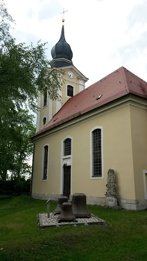 Kirche Quesitz